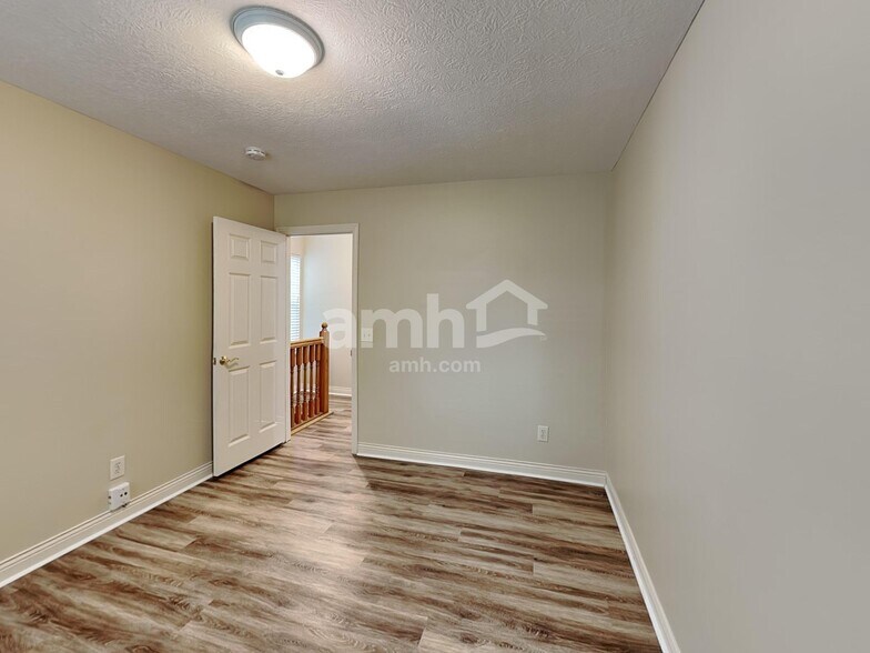 Building Photo - 6213 Womersley Dr