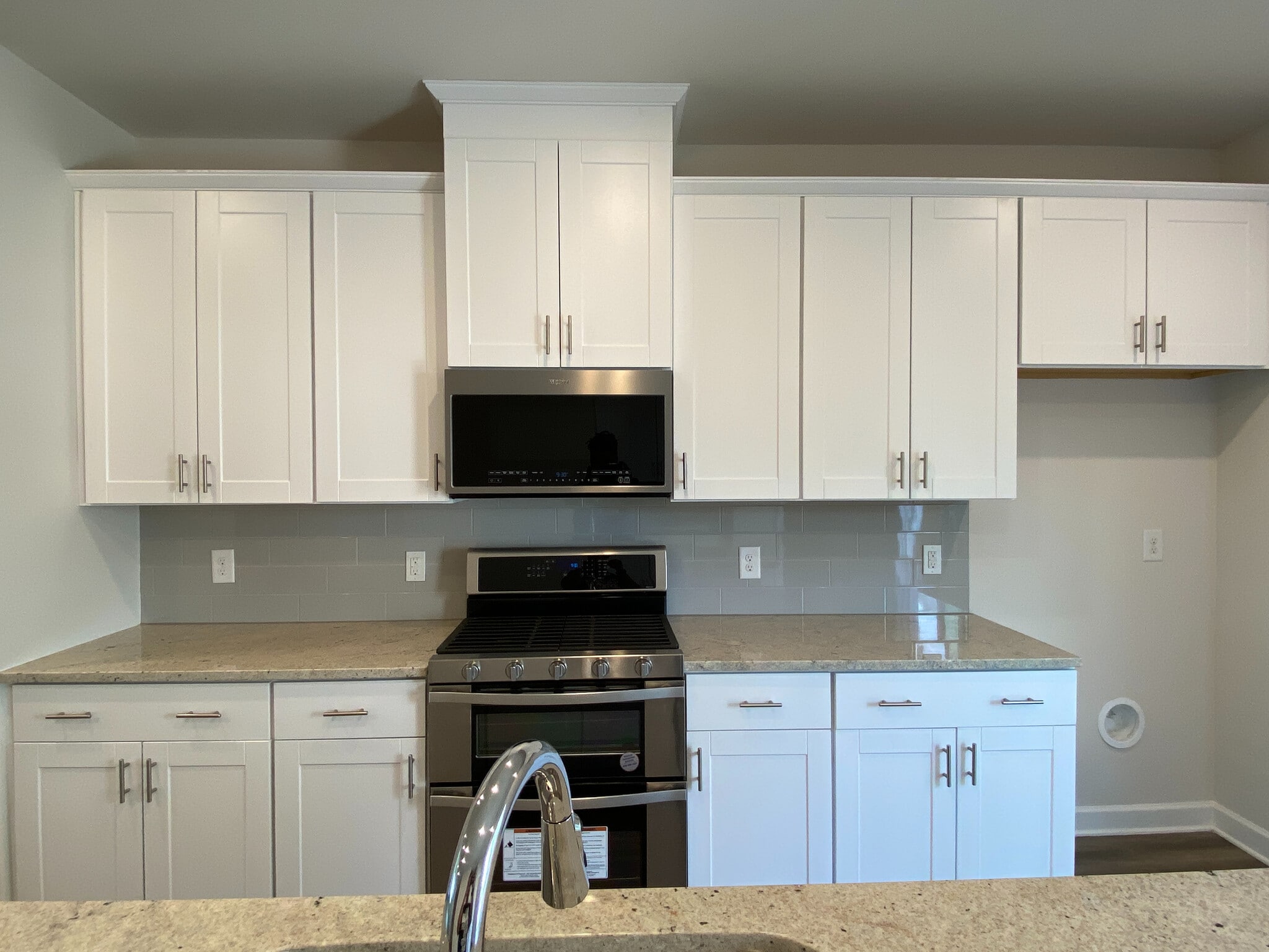 Building Photo - Room in Townhome on Tears Ln