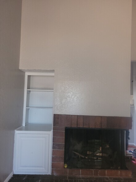 Building Photo - 7313 Edenborough Dr