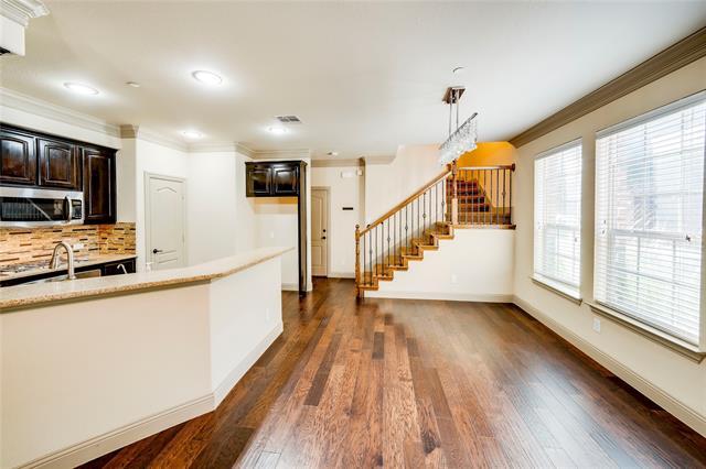 Building Photo - 4220 Riverview Dr