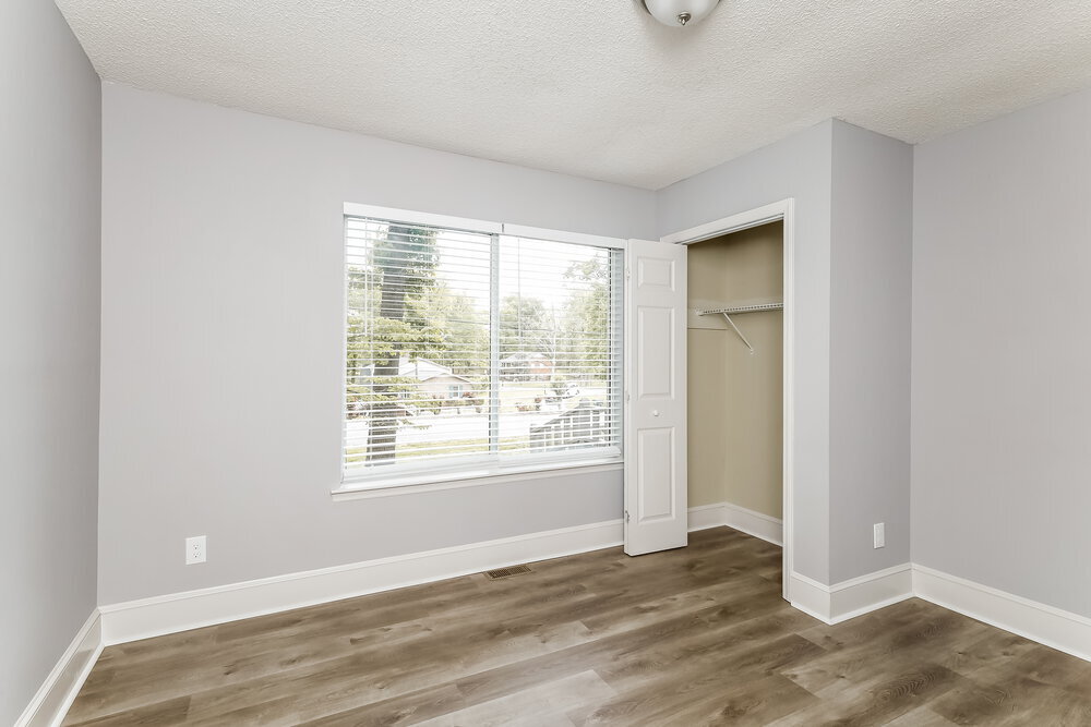 Building Photo - 304 S Westover Dr