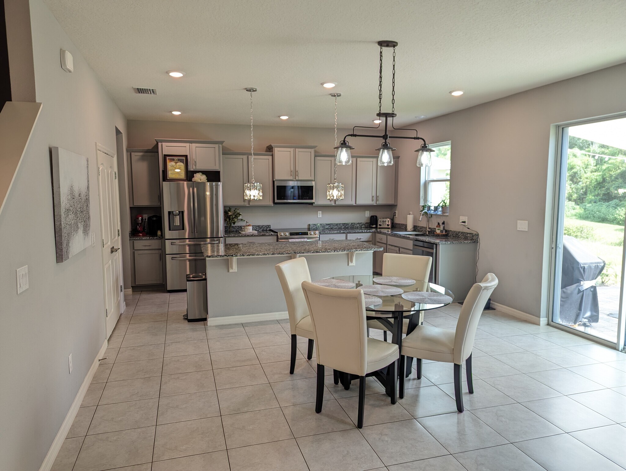 Building Photo - 9235 Freedom Hill Dr