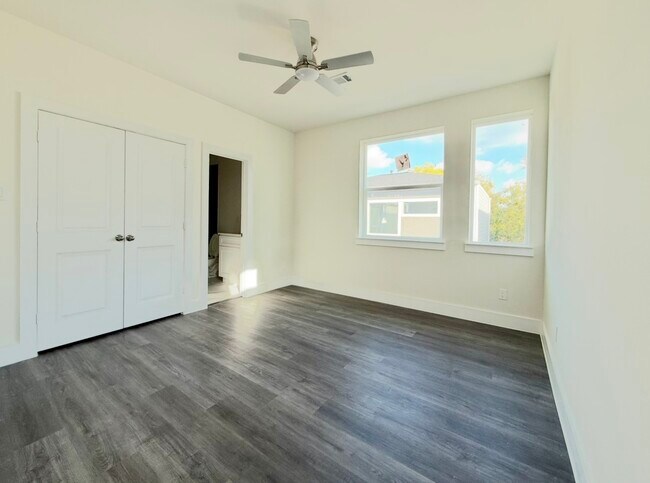 Building Photo - 6717 St Augustine St