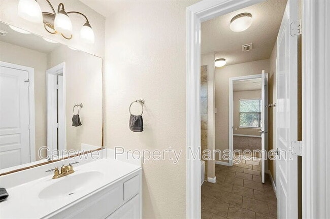 Building Photo - 10907 Lombardia Ct