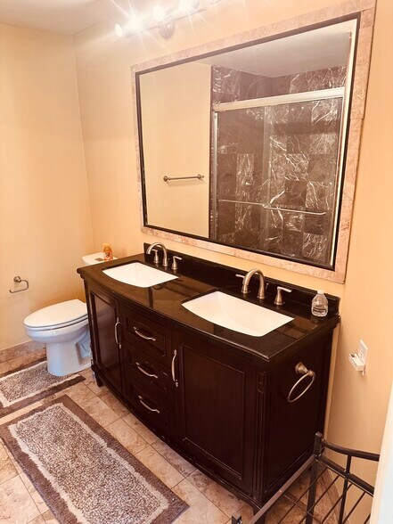 Master Bathroom - 8108 Summer Shores Dr