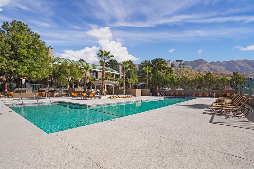 Primary Photo - Acacia Park Apts.