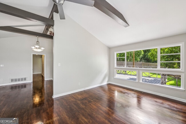 Building Photo - 2762 Dresden Dr NE
