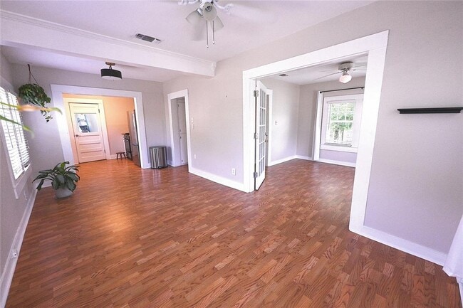 Building Photo - 1707 S 5th St