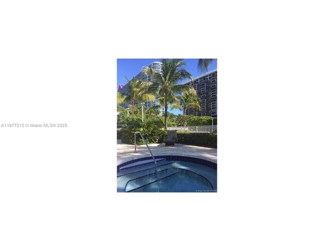 Building Photo - 2101 Brickell Ave