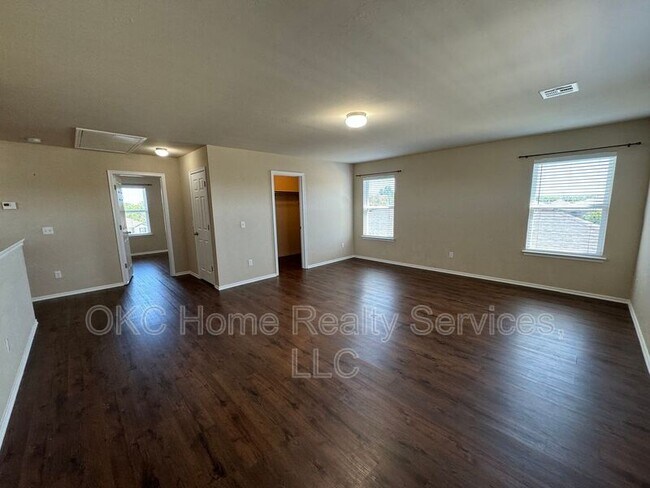 Building Photo - 13228 Bridgewater Dr
