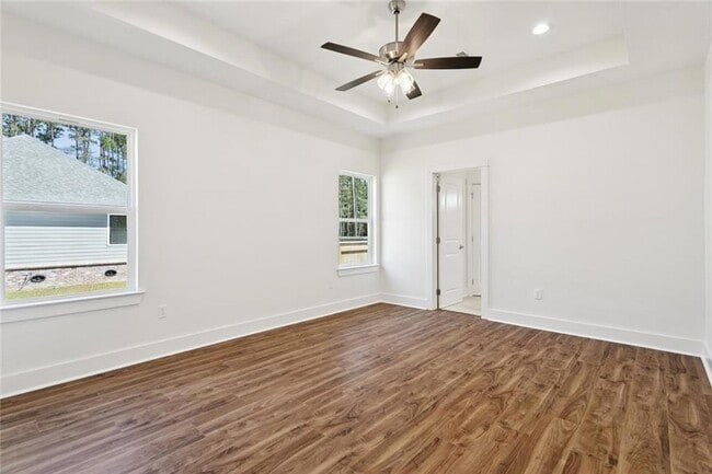 Building Photo - 60404 Aqua St