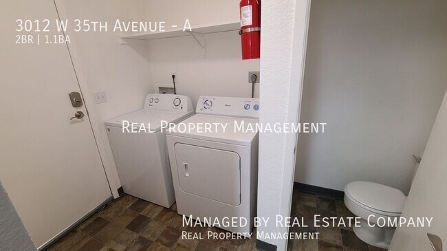 Building Photo - 3012 W 35th Ave