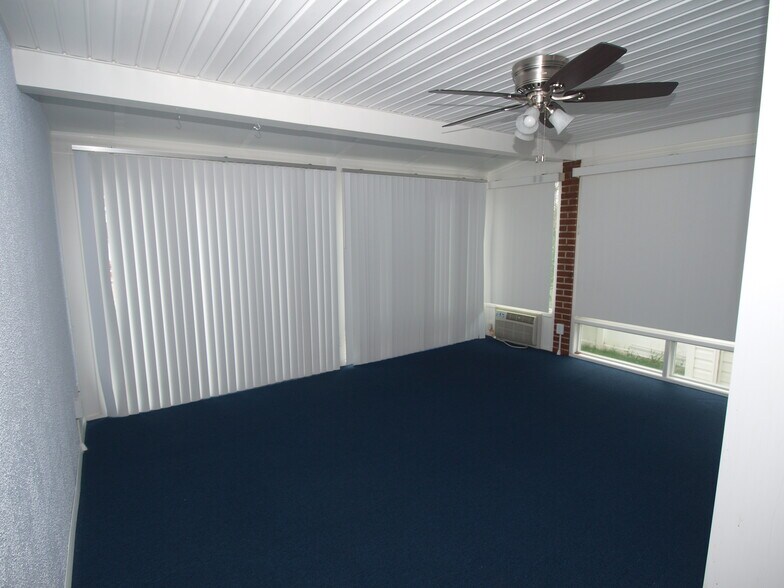 Sunroom - 3422 McShane Way