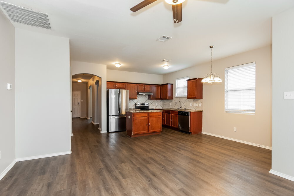 Building Photo - 7513 Amber Dr