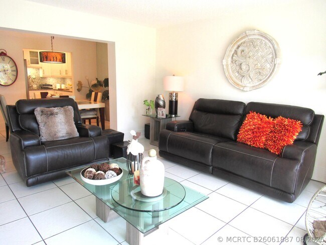 Building Photo - 5780 Fernley Dr