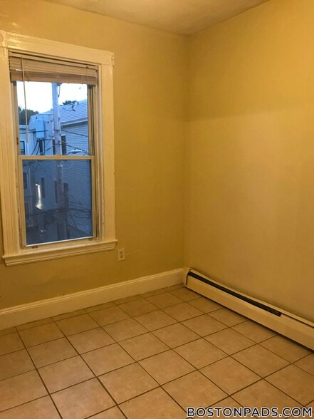 Building Photo - 89 Minden St
