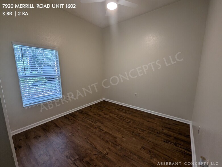 Building Photo - 7920 Merrill Rd