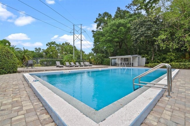 Building Photo - 512 Derby Dr