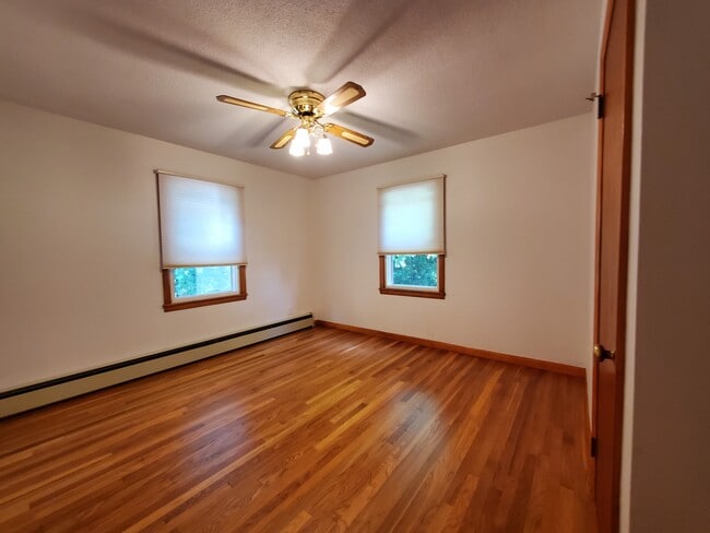 Building Photo - 1 Avon Dr