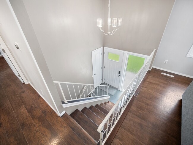 Building Photo - Spacious 4-Bedroom Pet-Friendly Home in North Spokane