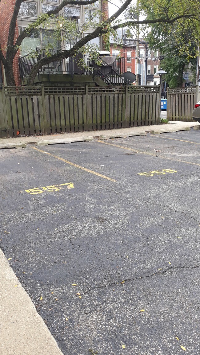 Off-street assigned parking - 2012 N Larrabee St