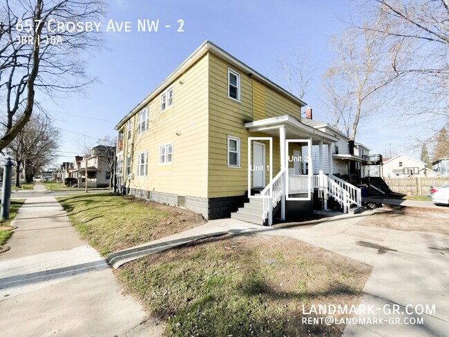 Building Photo - 657 Crosby St NW