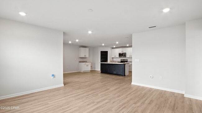 Building Photo - 6488 Slabinski Ln