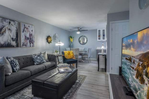 Building Photo - 510 N Villa Ct