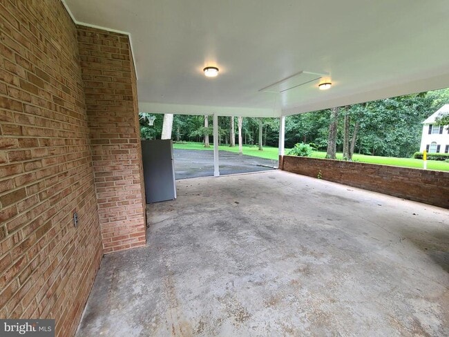 Building Photo - 10617 Good Spring Ave