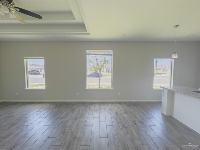 Building Photo - 5601 Sandpiper Ave