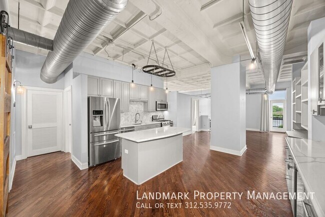 Building Photo - 1307 S Wabash Ave