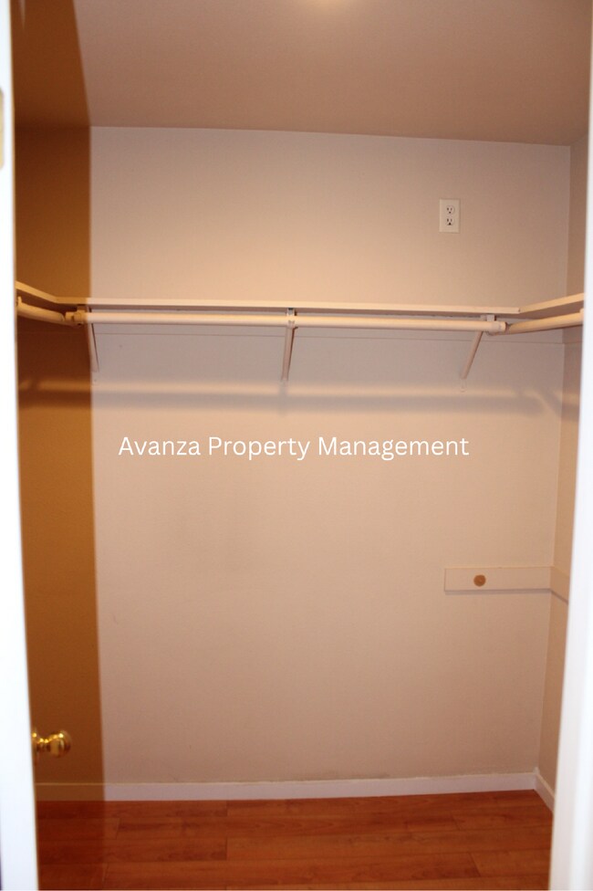 Building Photo - 4 Bedroom/2 Bath Home in Clovis  (Herndon and Armstrong)