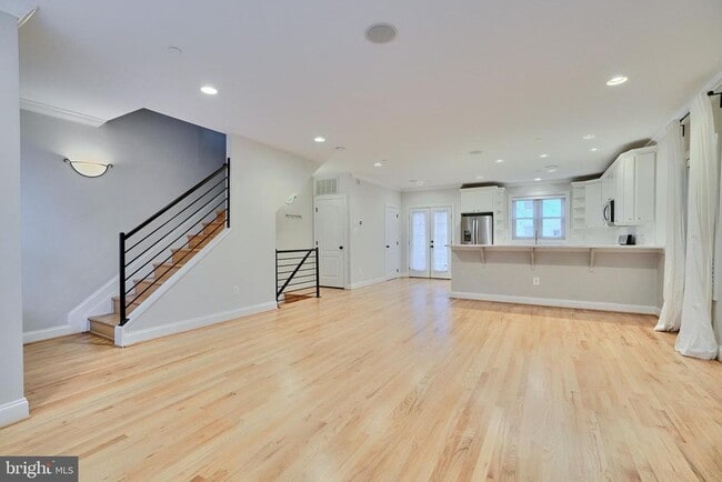 Building Photo - 1714 Olive St