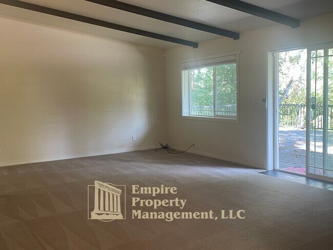 Building Photo - 93127 Marcola Rd