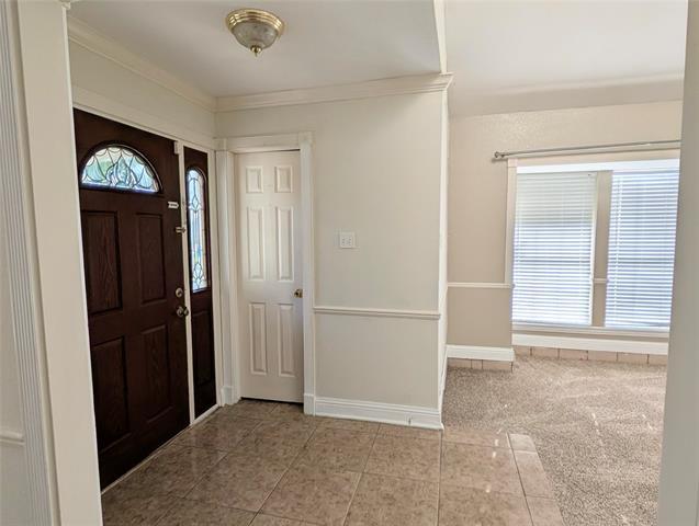Primary Photo - 2330 Windy Dr