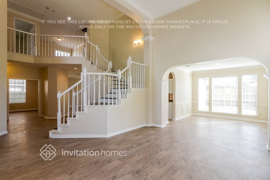 Building Photo - 7419 Pleasant Ridge Dr