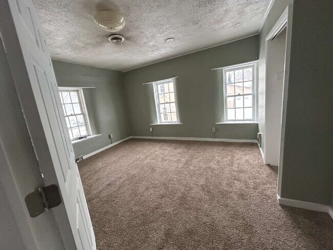 Building Photo - 3 Bedroom Apartment in Piffard – Available in September (TBD date)