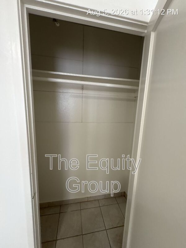 Building Photo - 324 S Crespi Ave