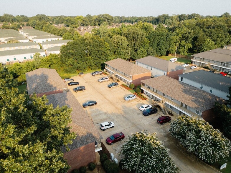 Building Photo - 1257 Louisville St