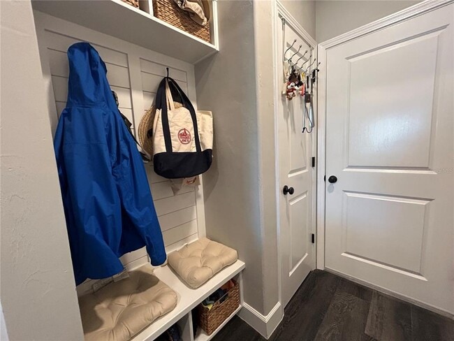 Building Photo - 1601 SW 68th Ter