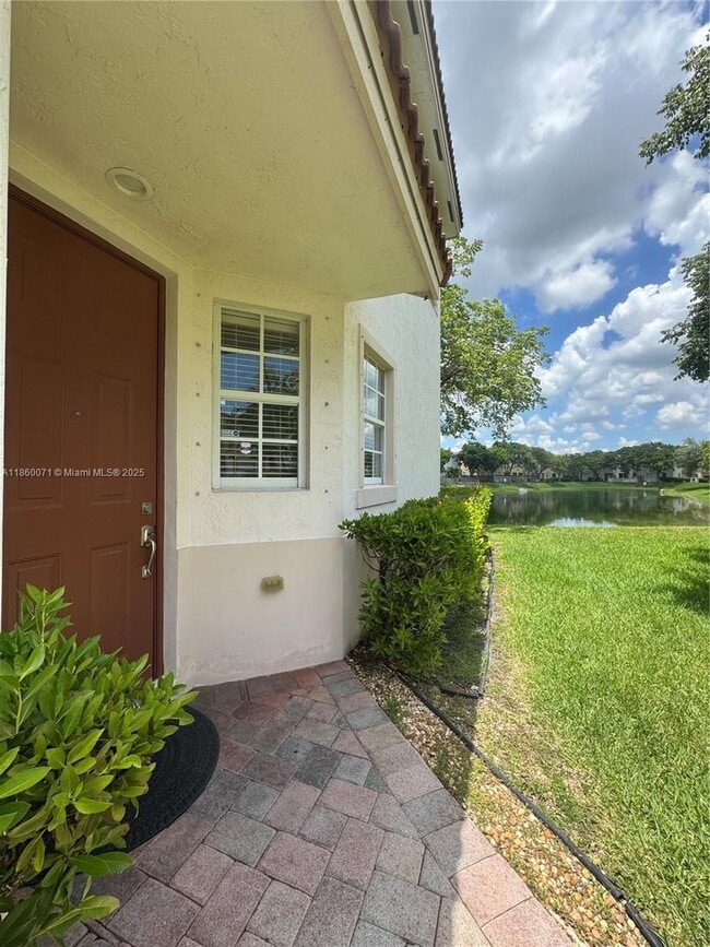 Primary Photo - 2155 NE 3rd Ct