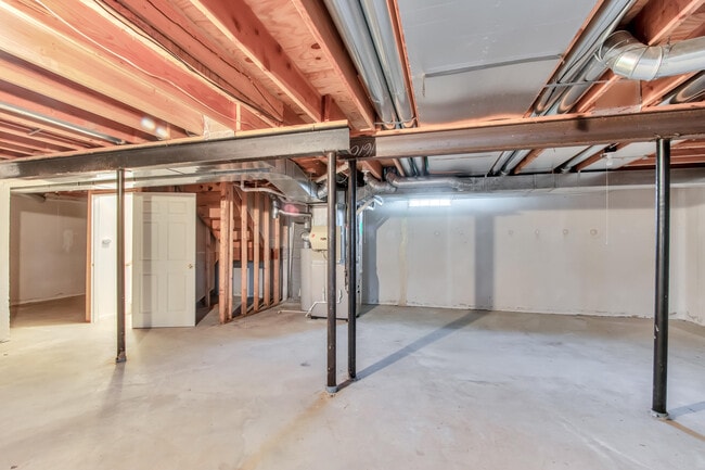Building Photo - 23188 Potomac Cir