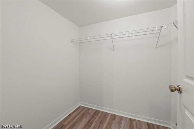 Building Photo - 26658 Little John Ct