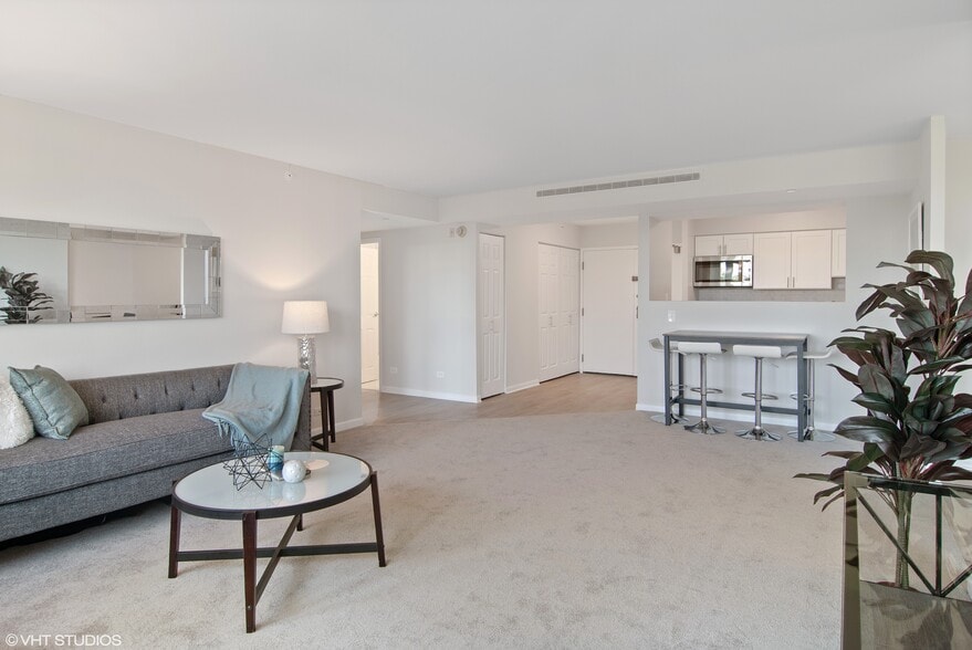 Spinning Wheel Apartments 21 N Spinning Wheel Rd Hinsdale IL 60521 Apartment Finder