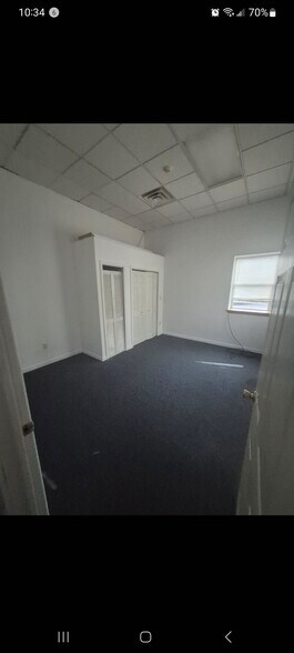 Building Photo - 44 N Main St