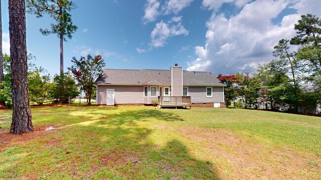 Building Photo - 40 Overlook Rd
