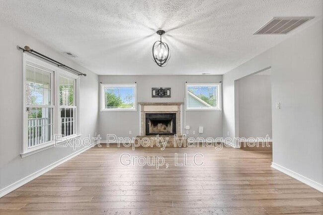 Building Photo - 2470 Lull Water Dr