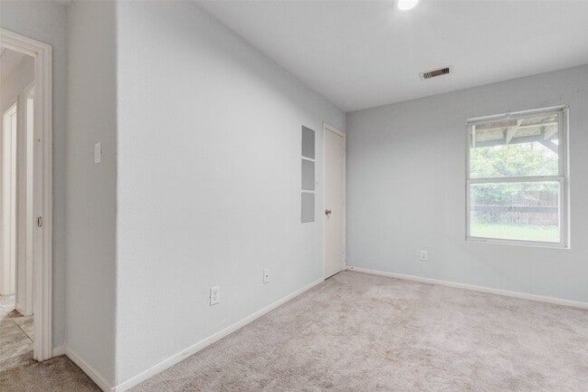 Building Photo - 10627 Ince Ln