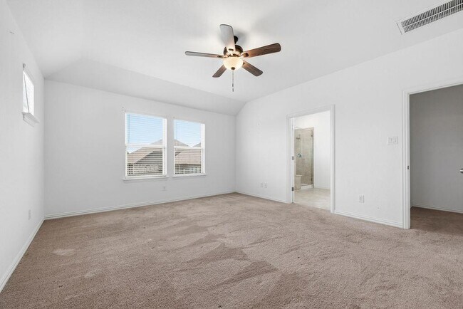 Building Photo - 1005 Ridge Runner Dr