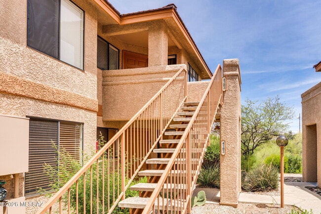 Building Photo - 7255 E Snyder Rd